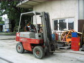Maschinen u. Ger�te: Verkaufe G�llefass 5000 l, sehr guter Zustand, Dieselstapler Linde 2,5 t Hhubkraft, verschiedene Baggerl�ffel, 0664/1409601.