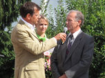 [1282911870_2.jpg]