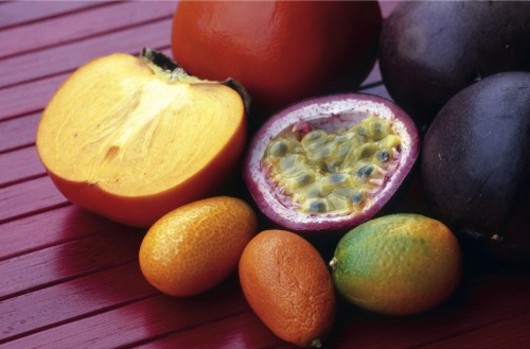 Die ganze Welt in ihrer Obstschale. Sie haben genug von �pfeln, Birnen und Marillen? Dann probieren Sie zur Abwechslung doch einmal die Exoten von �bersee. &copy;iStockPhoto