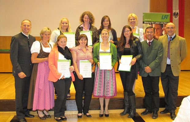 Zertifikatsverleihung_2012_03_web.jpg � Widmoser