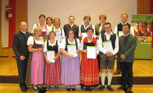 Zertifikatsverleihung_2012_01_web.jpg � Widmoser